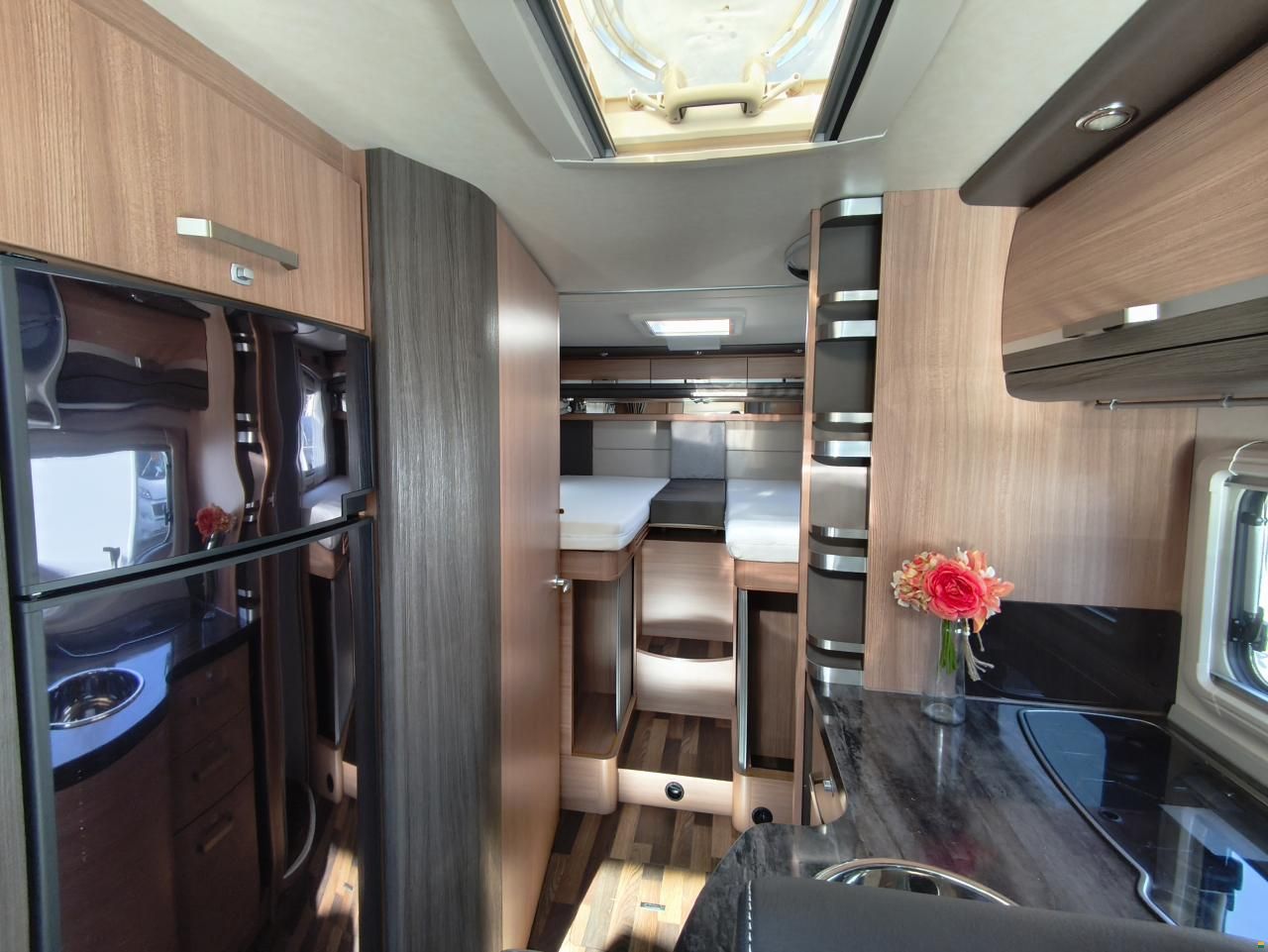 Knaus Sky I 740 LEG mit Einzelbett, Hubbett!