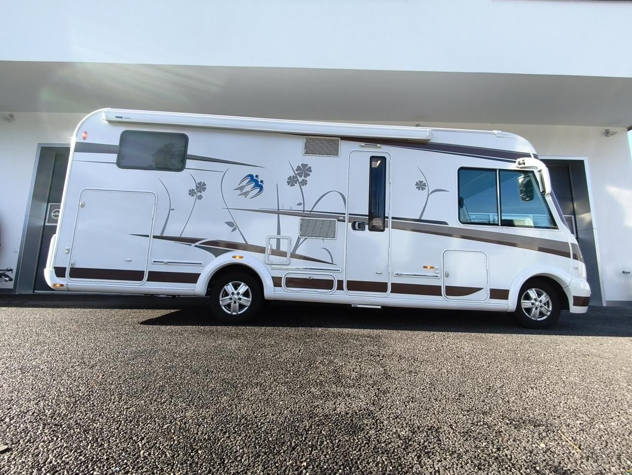 Knaus Sky I 740 LEG mit Einzelbett, Hubbett!