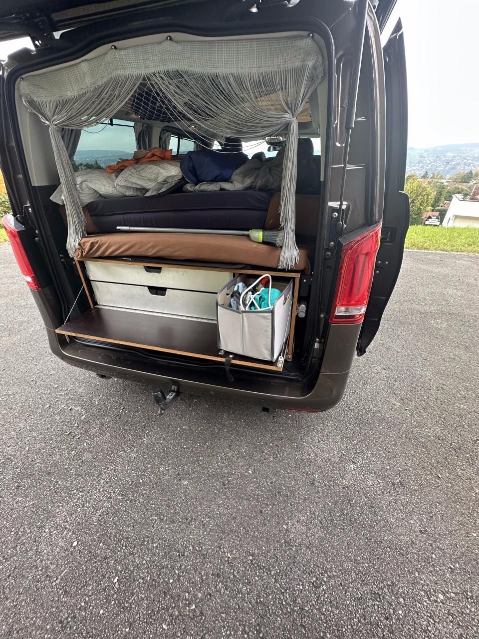 Mercedes Benz Aktivity