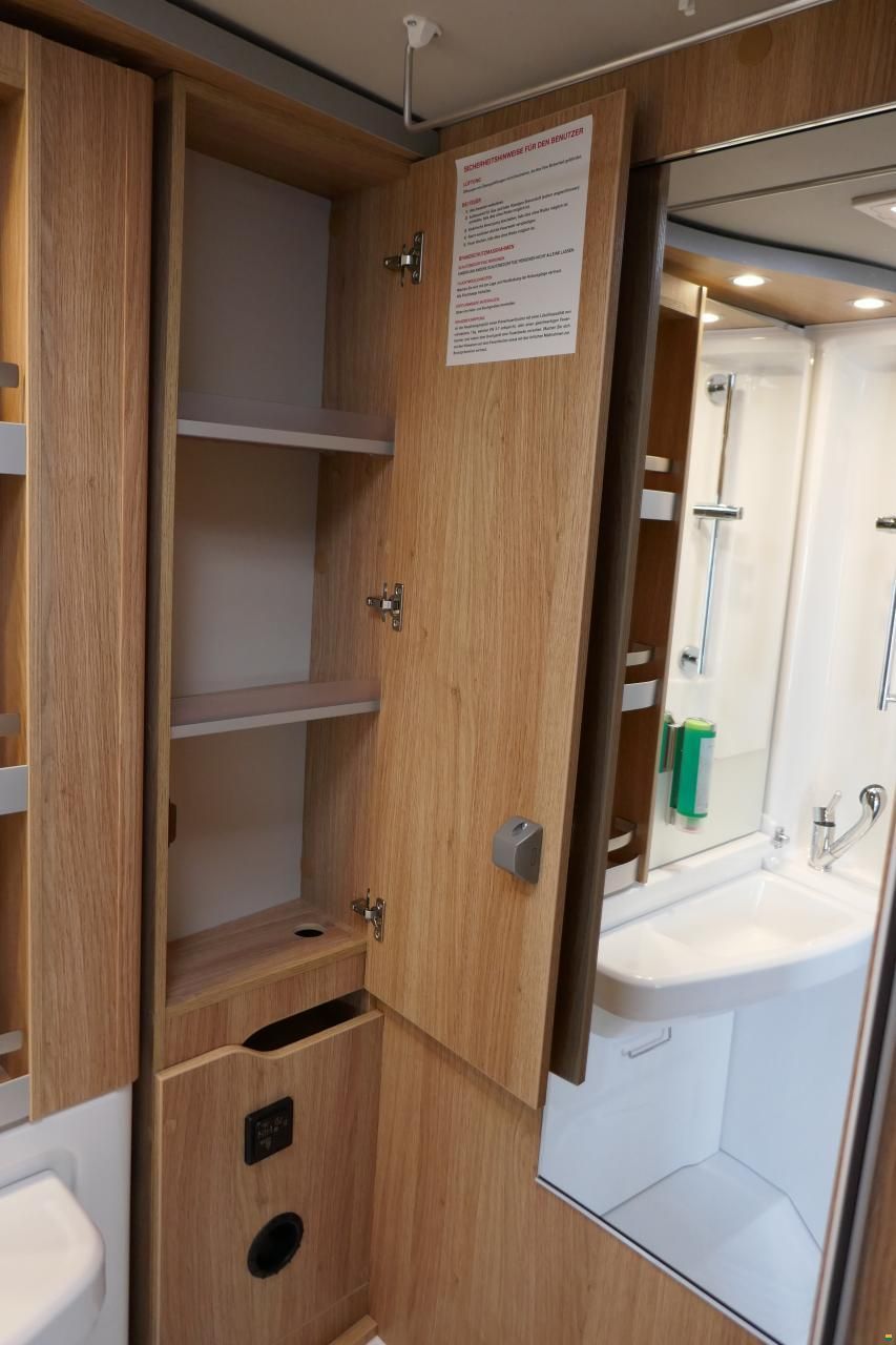 Knaus SKY TI 650 MEG