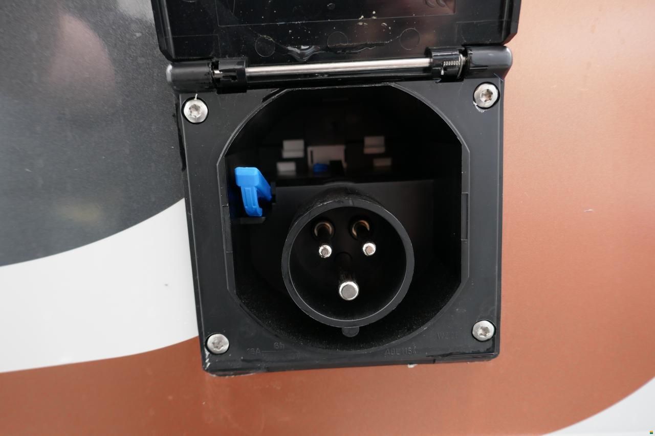 Weinsberg CaraBus 600 MQ EDITION (FIRE)