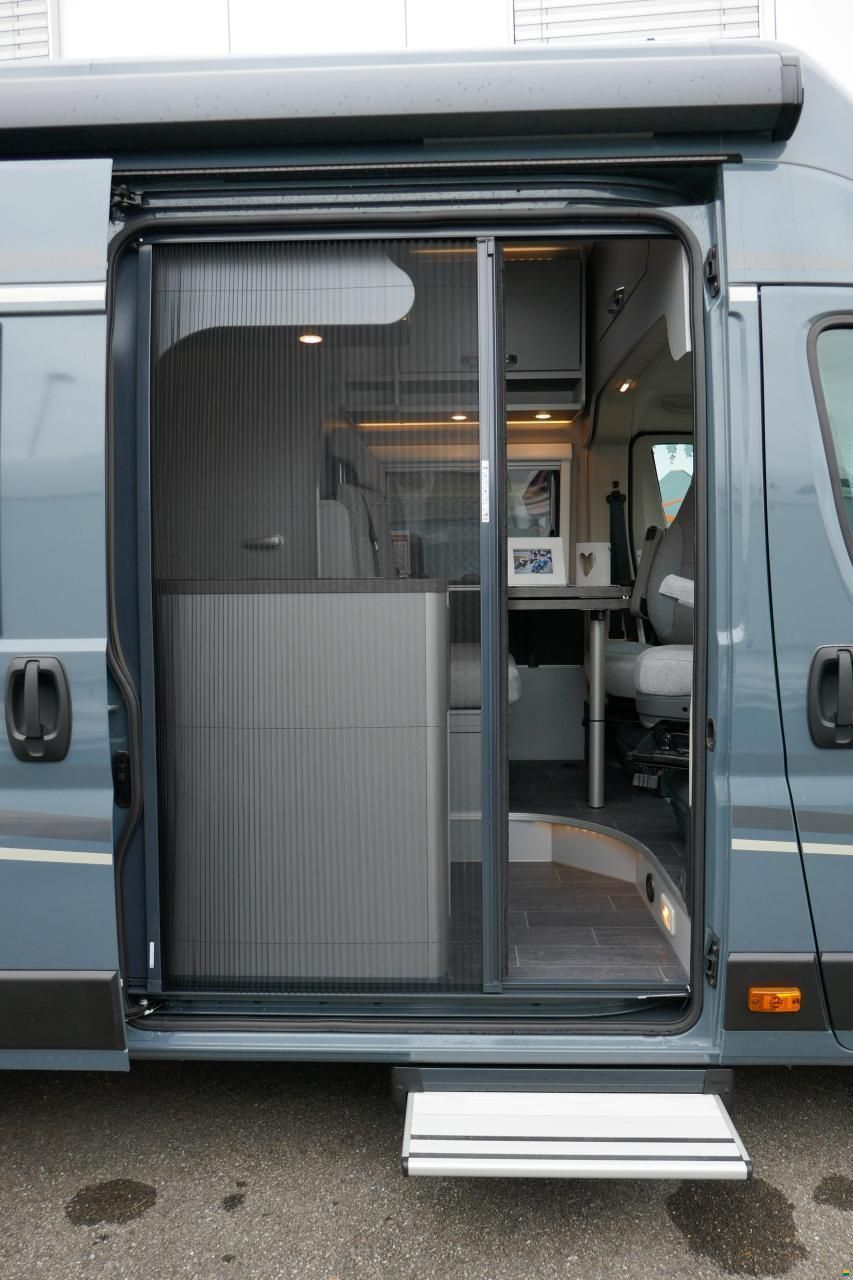 Weinsberg CaraBus Grey 630 MEG OUTLAW Edition FIRE