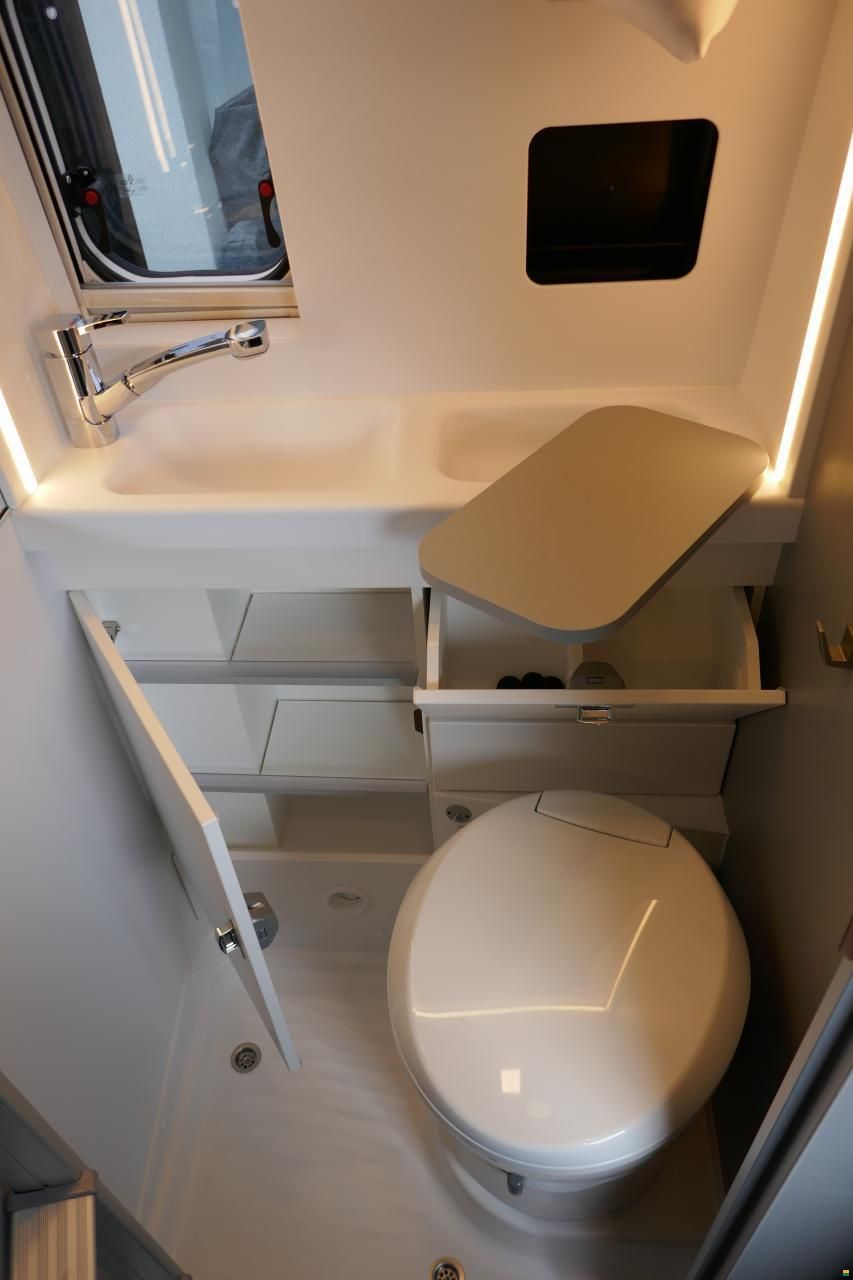 Weinsberg CaraBus Grey 630 MEG OUTLAW Edition FIRE