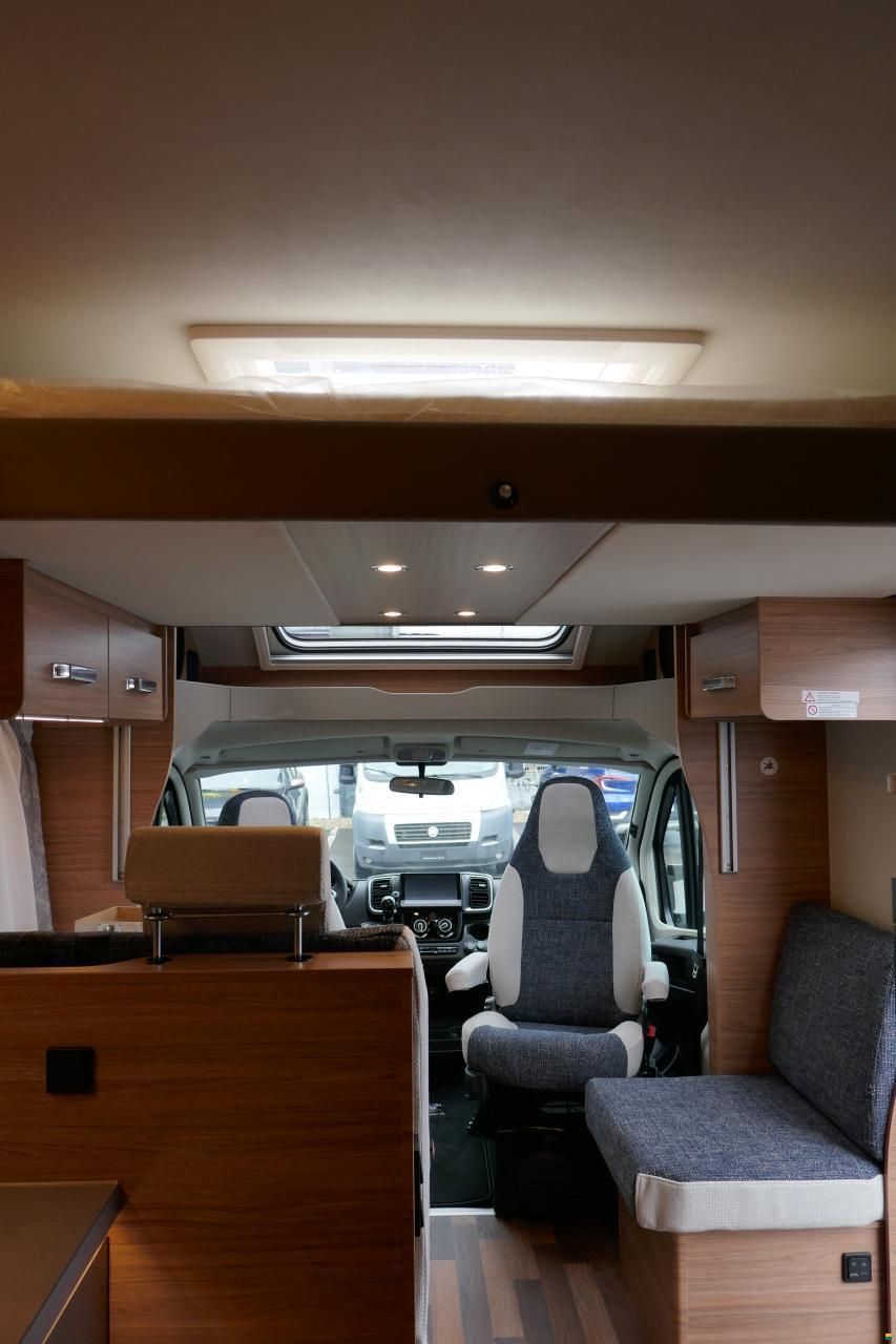 Weinsberg CaraSuite 700 MEG