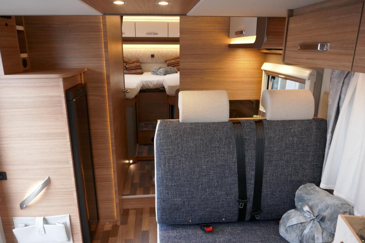 Weinsberg CaraSuite 700 MEG