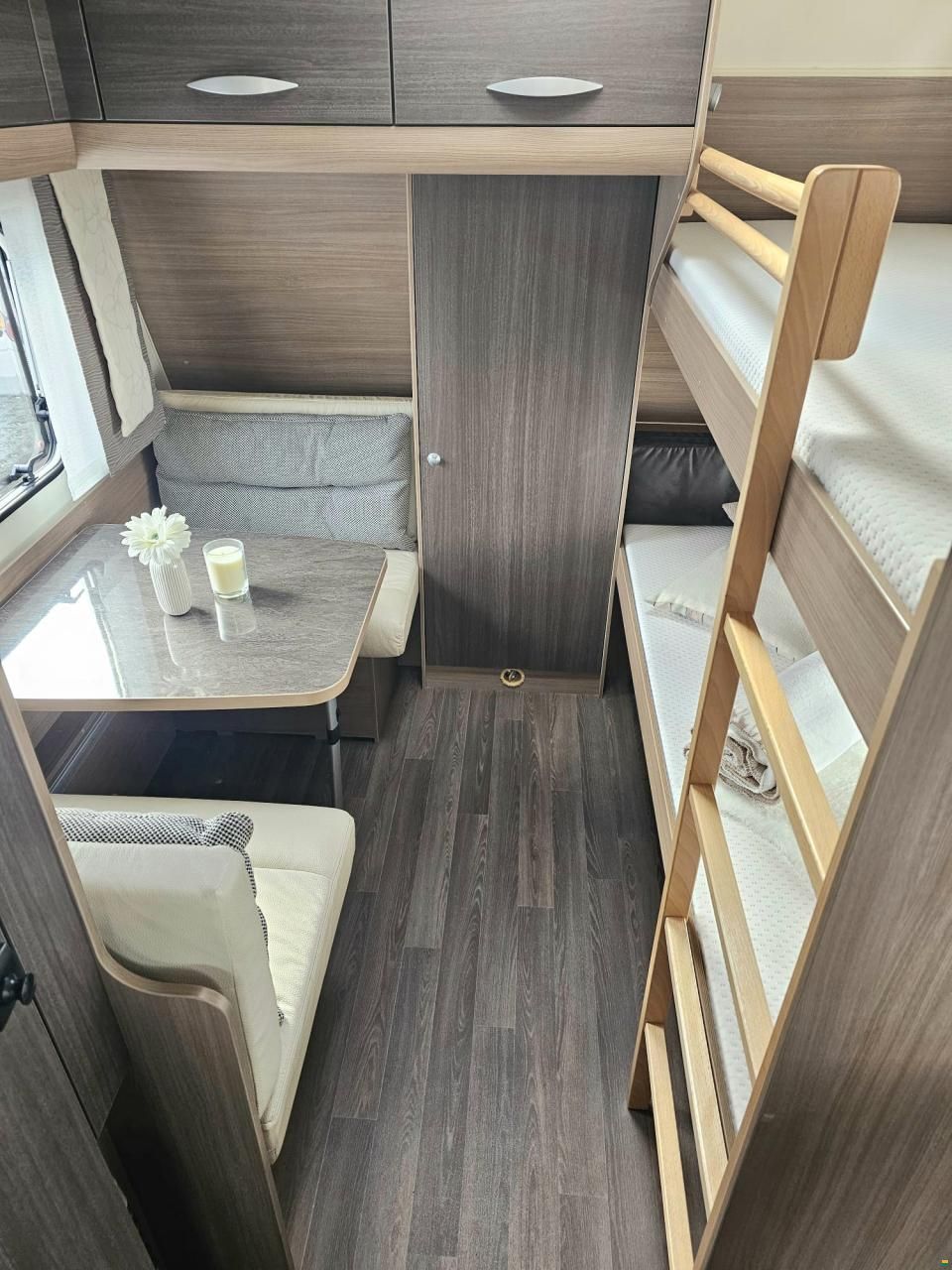 Bürstner Premio Plus 510tk mit Hubbett!