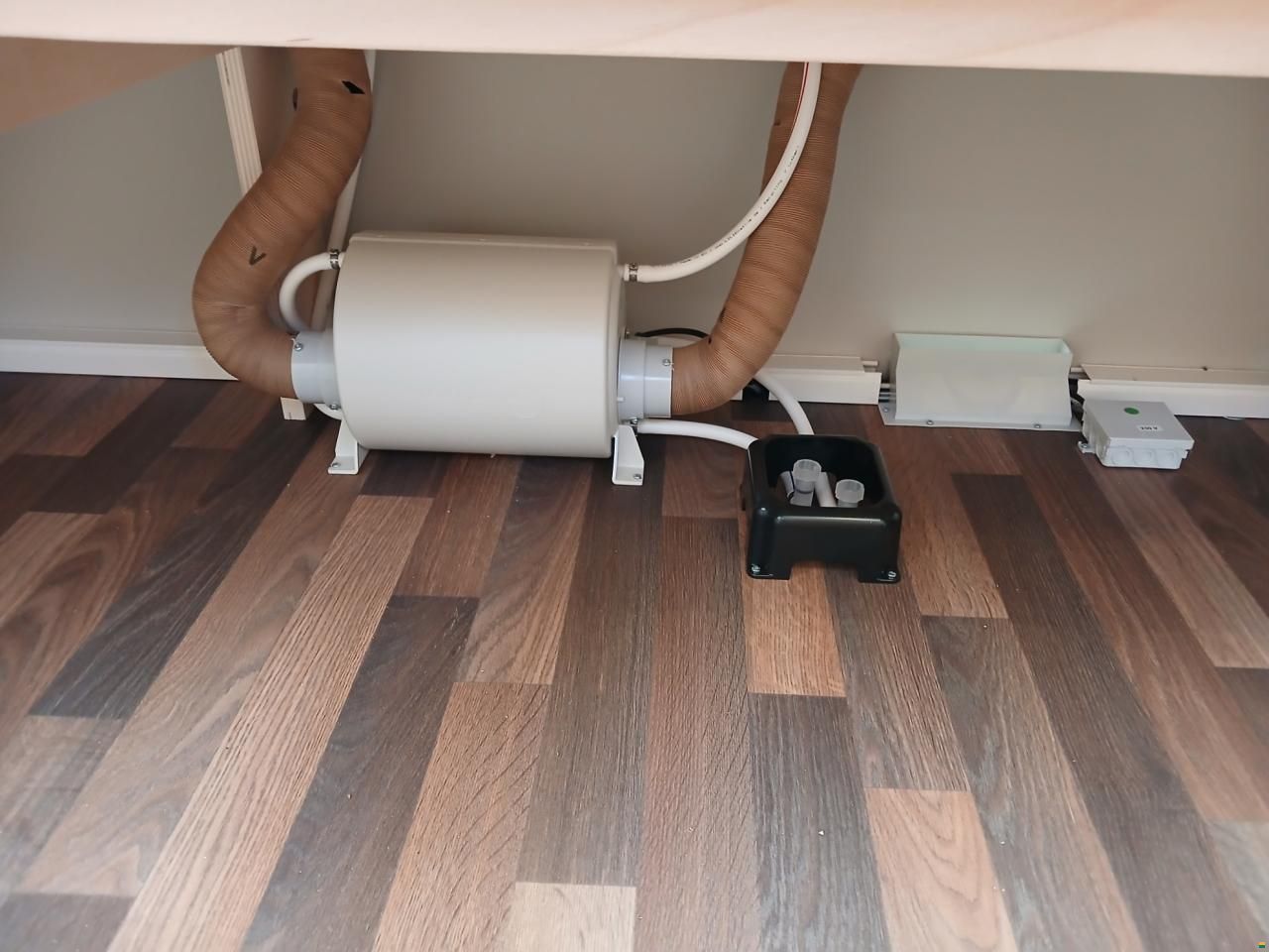 Weinsberg CaraOne 390 Hot Edition