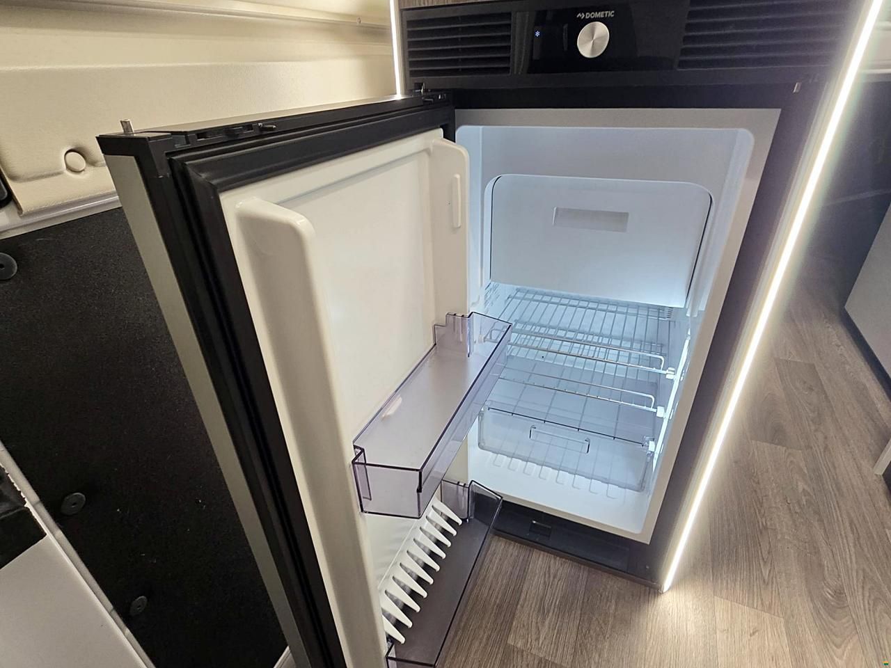 Benimar BENIVAN 540 B 100 2.2 9G-AUTOMAT MJ