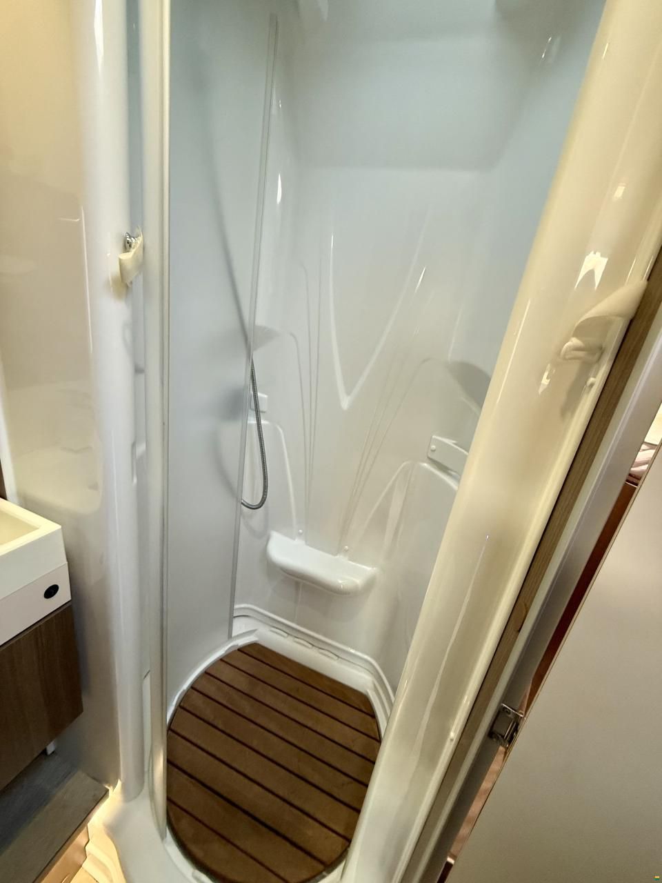 Chausson 717 GA Welcome - L&auml;ngsbetten