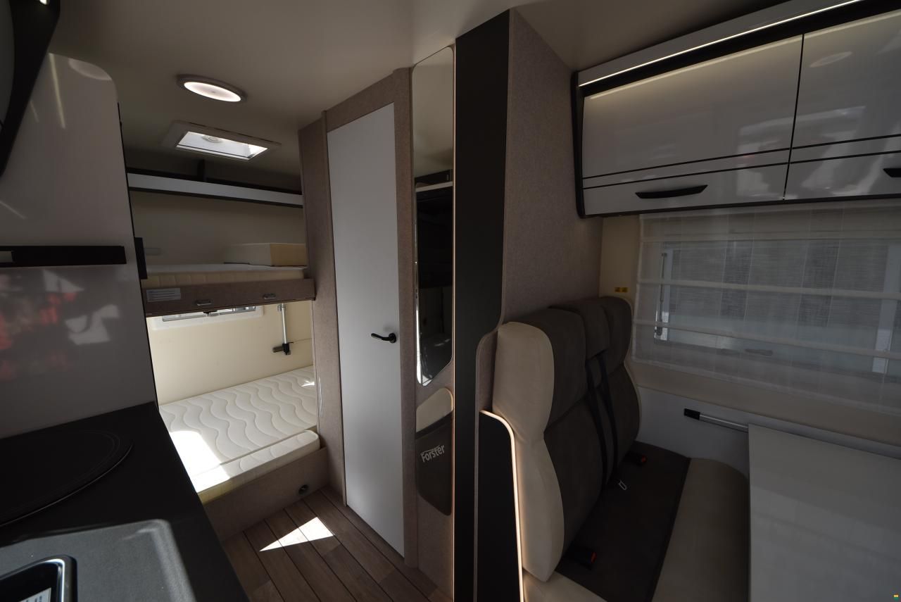 Forster-Reisemobile Alkoven FA 699 DVB