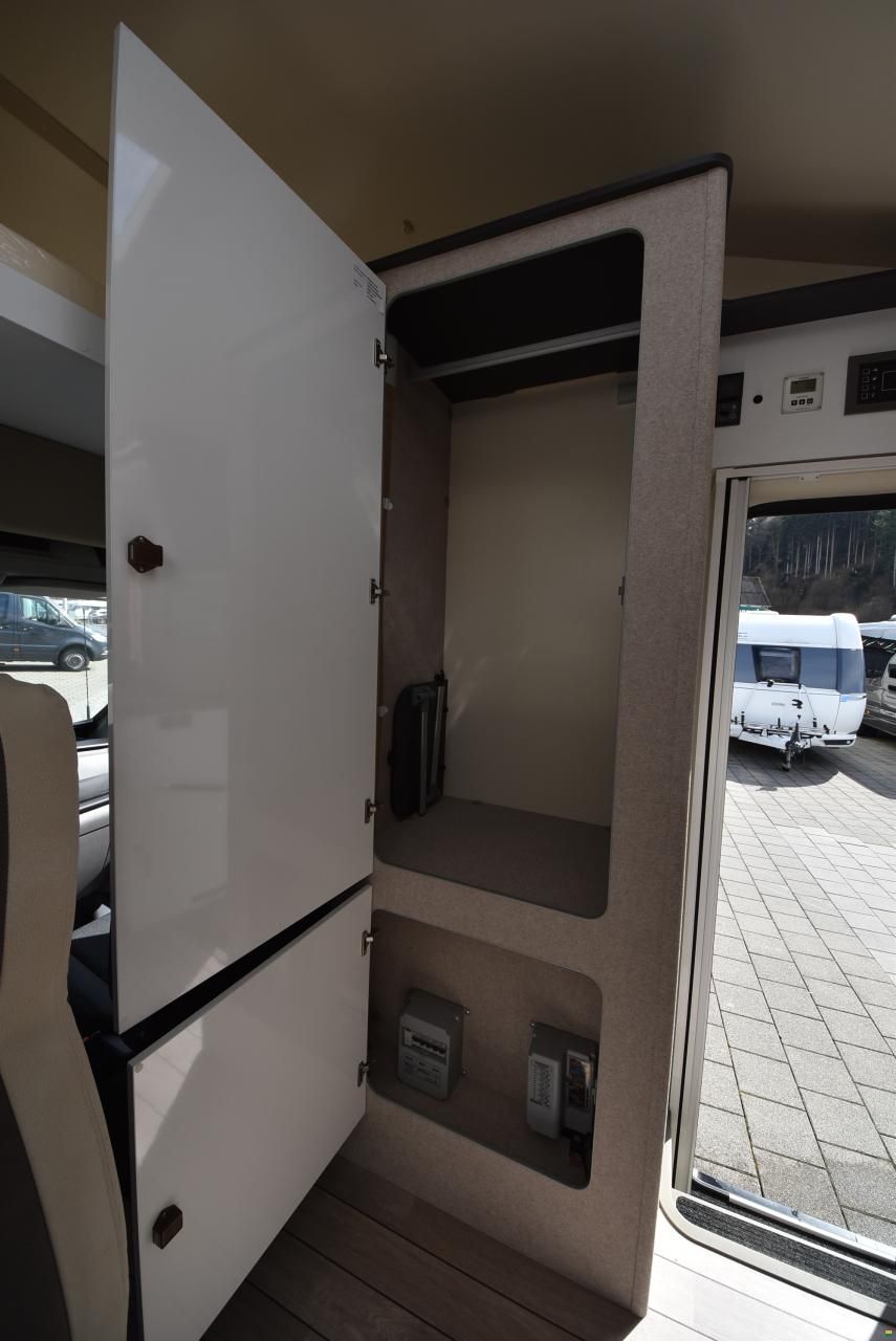 Forster-Reisemobile Alkoven FA 699 DVB