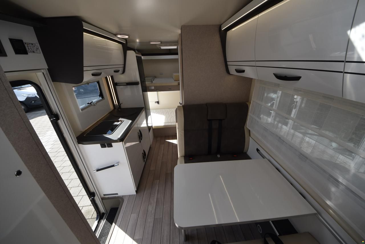 Forster-Reisemobile Alkoven FA 699 DVB