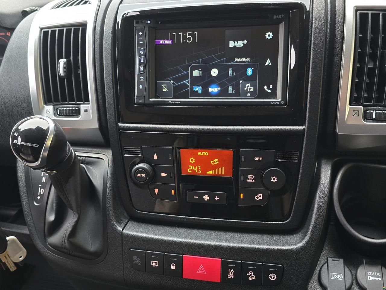 Malibu VAN GT 640 CHARMING AUTOMAT MJ 180