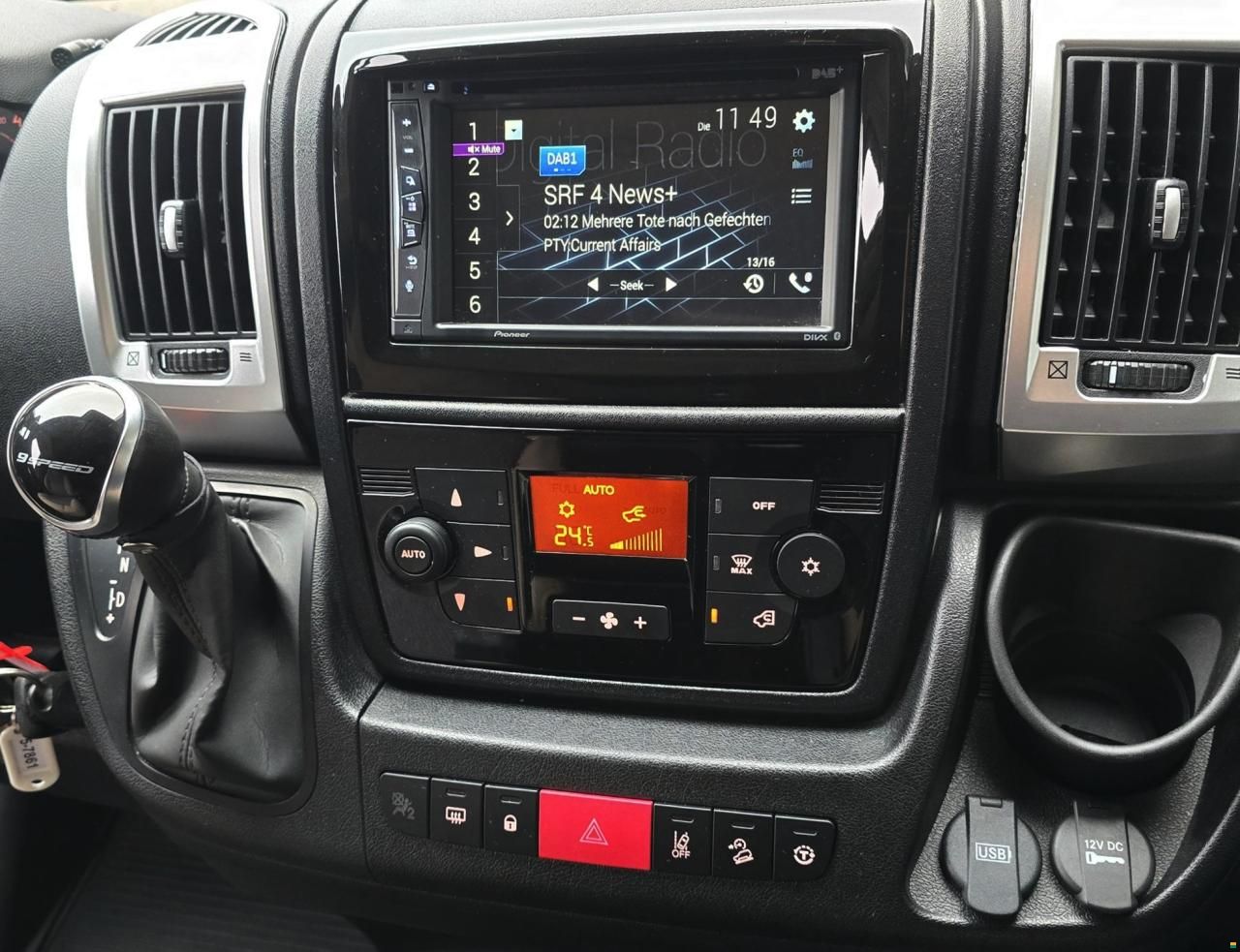 Malibu VAN GT 640 CHARMING AUTOMAT MJ 180