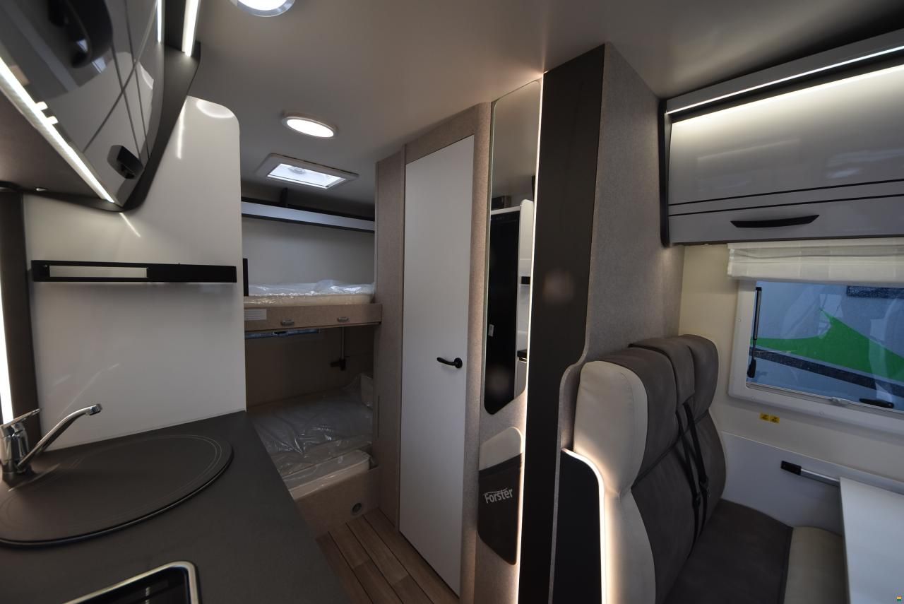 Forster-Reisemobile Alkoven FA 699 DVB