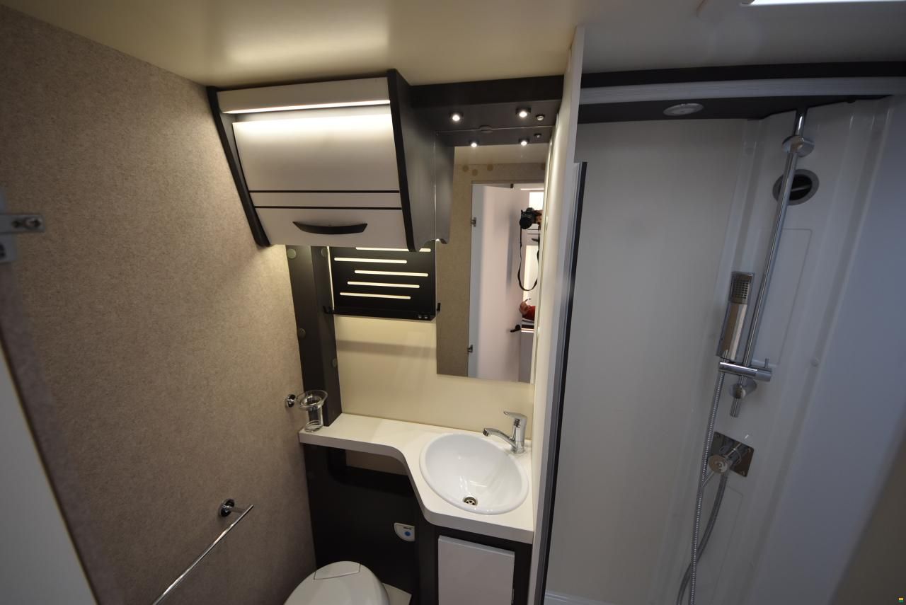 Forster-Reisemobile Alkoven FA 699 DVB