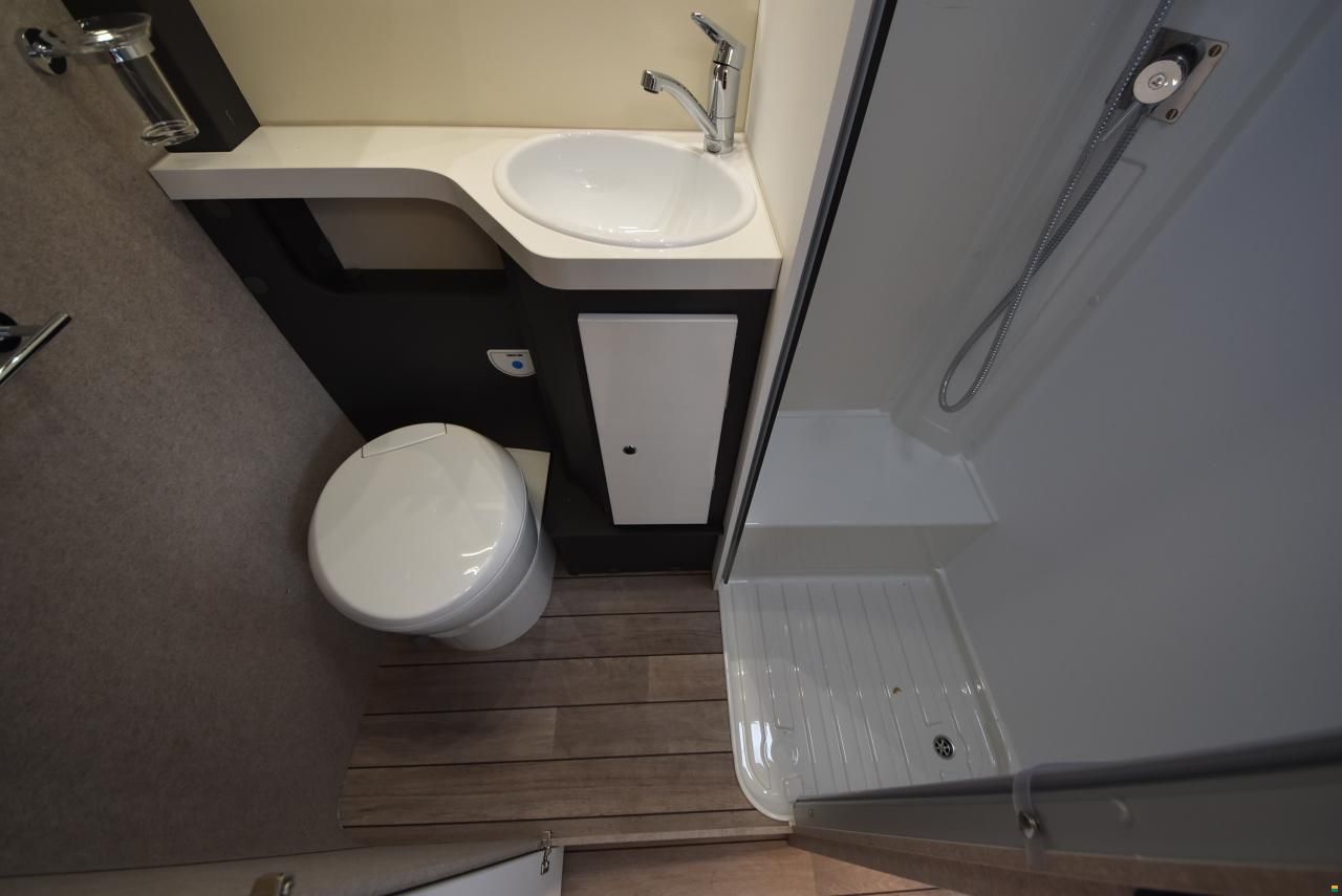 Forster-Reisemobile Alkoven FA 699 DVB