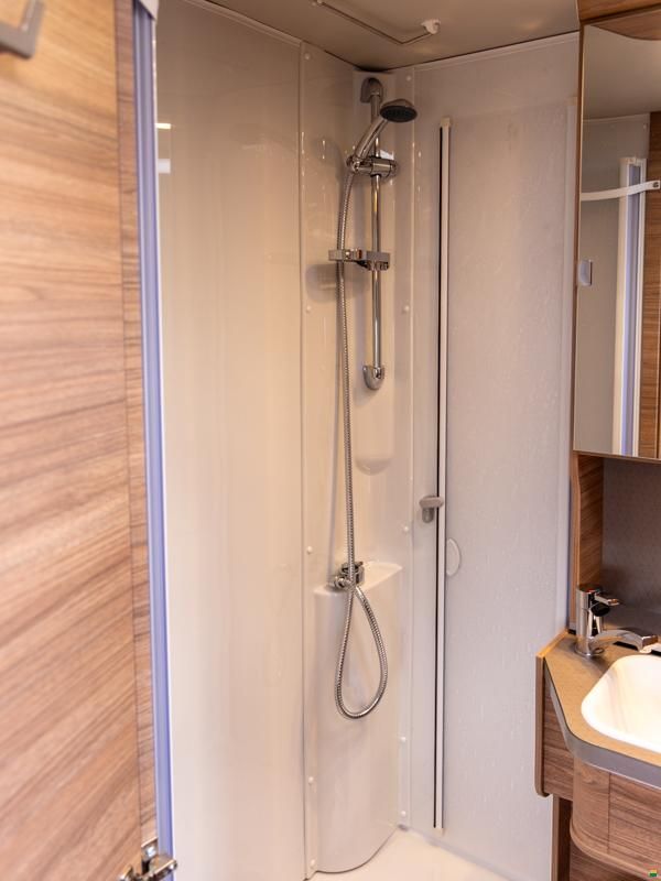 Weinsberg CaraCompact 640 MEG Edition