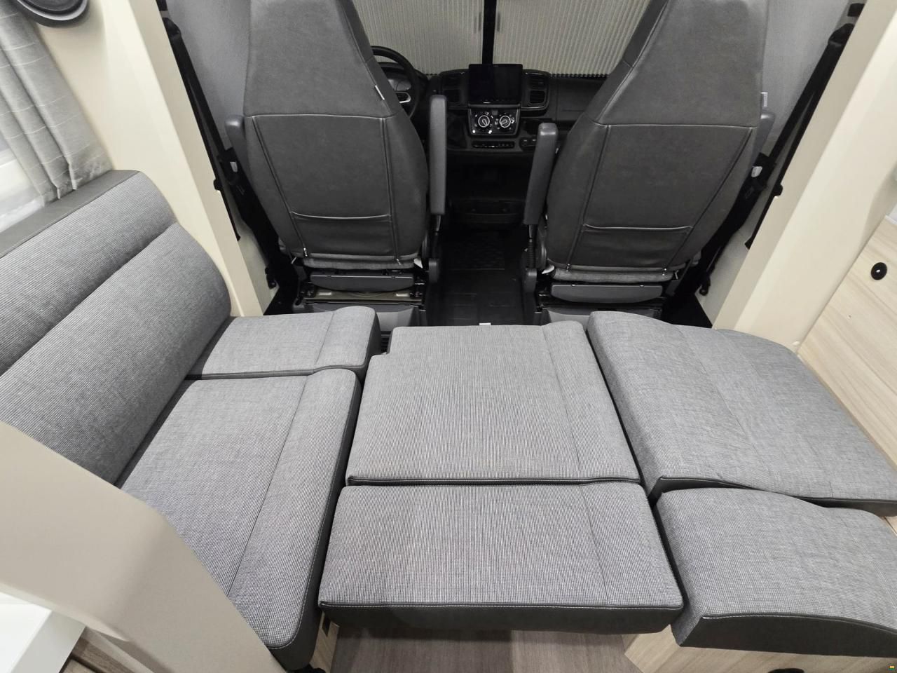 Adria COMPACT DL 2.2 MJ