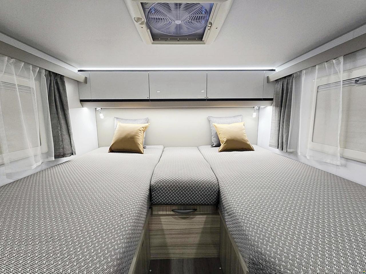 Adria COMPACT DL 2.2 MJ