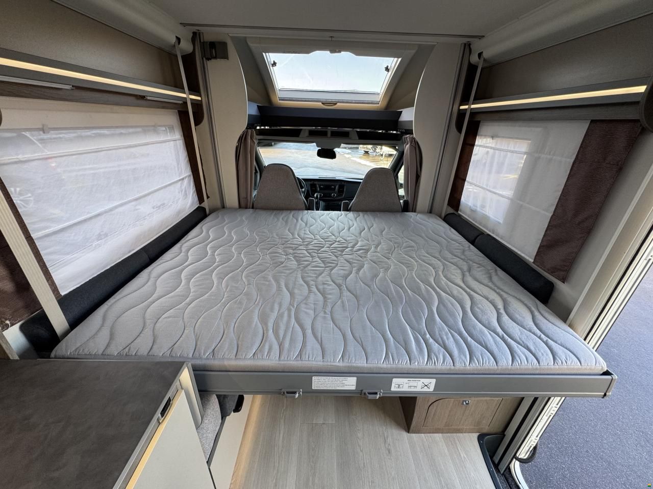 Challenger Graphite 260