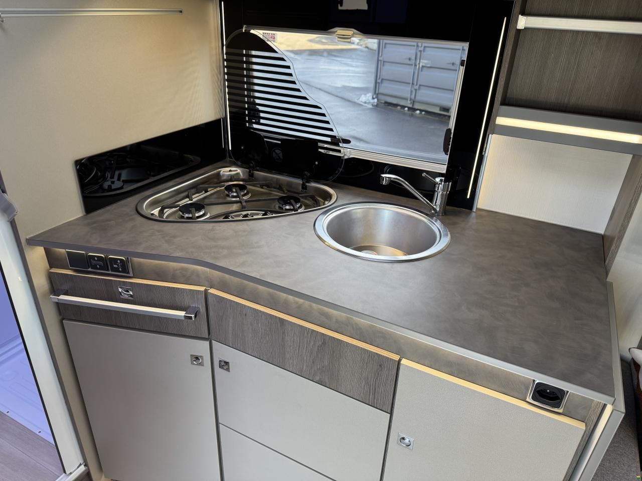 Challenger Graphite 260