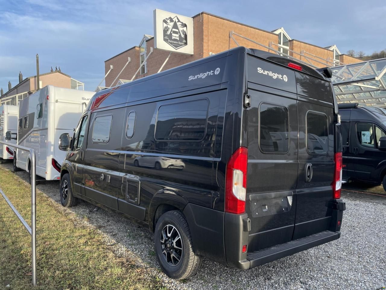 Sunlight Cliff X 600