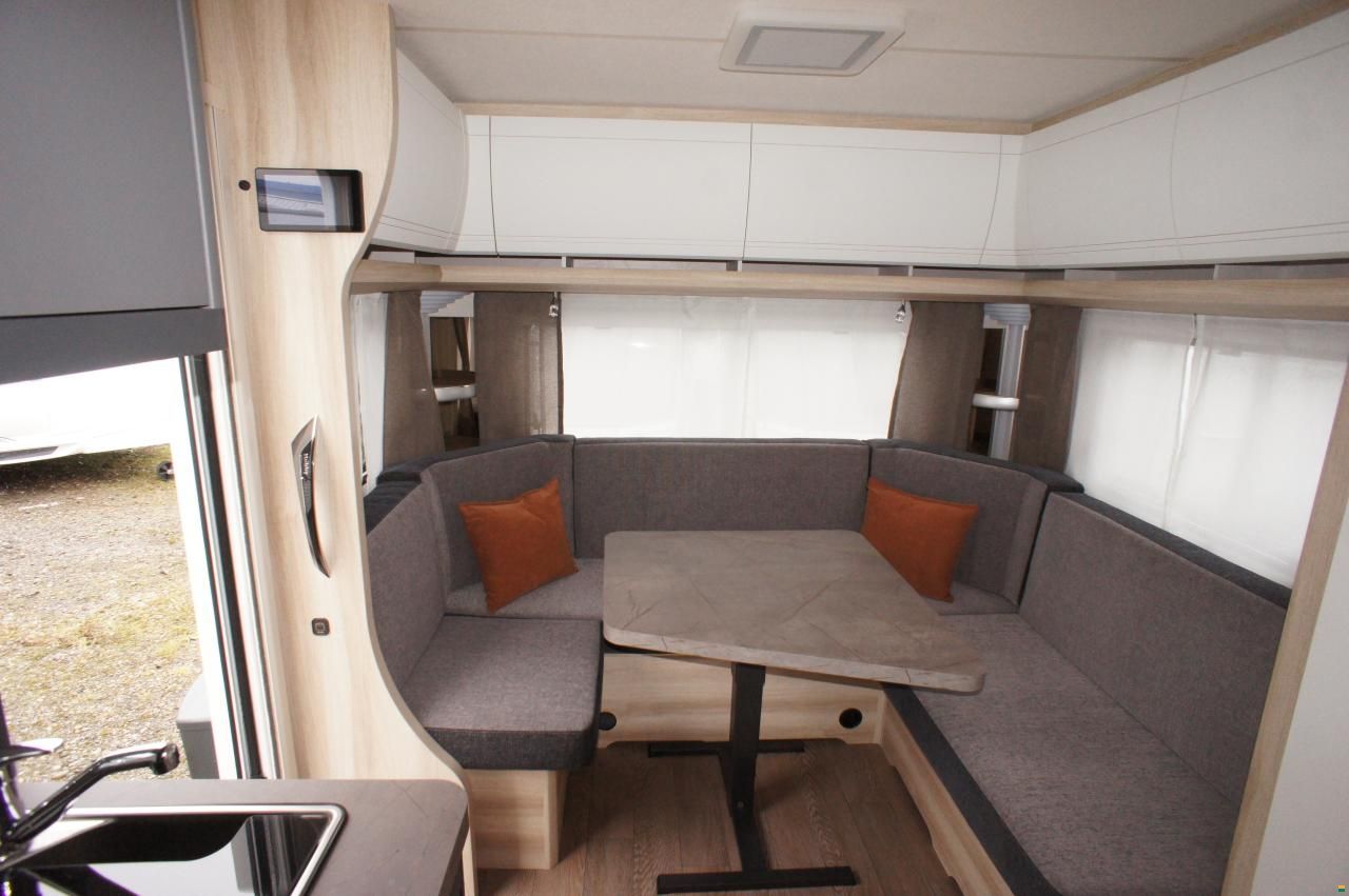 Hobby De Luxe 495 UL