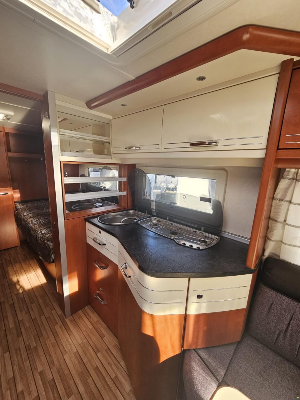 Tabbert Puccini 560 UEB mit Einzelbett, Heckbad!