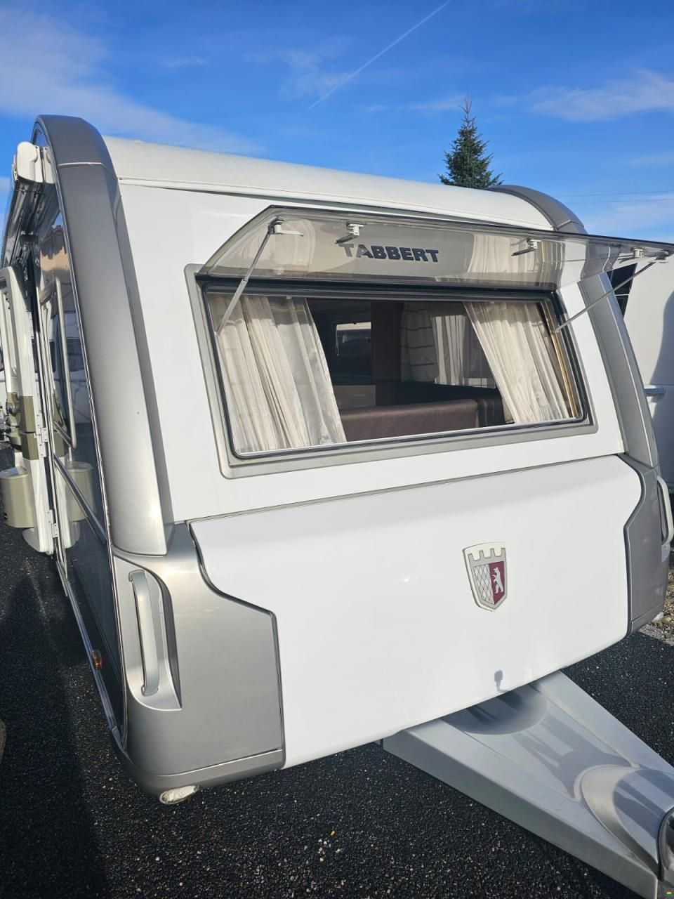 Tabbert Puccini 560 UEB mit Einzelbett, Heckbad!