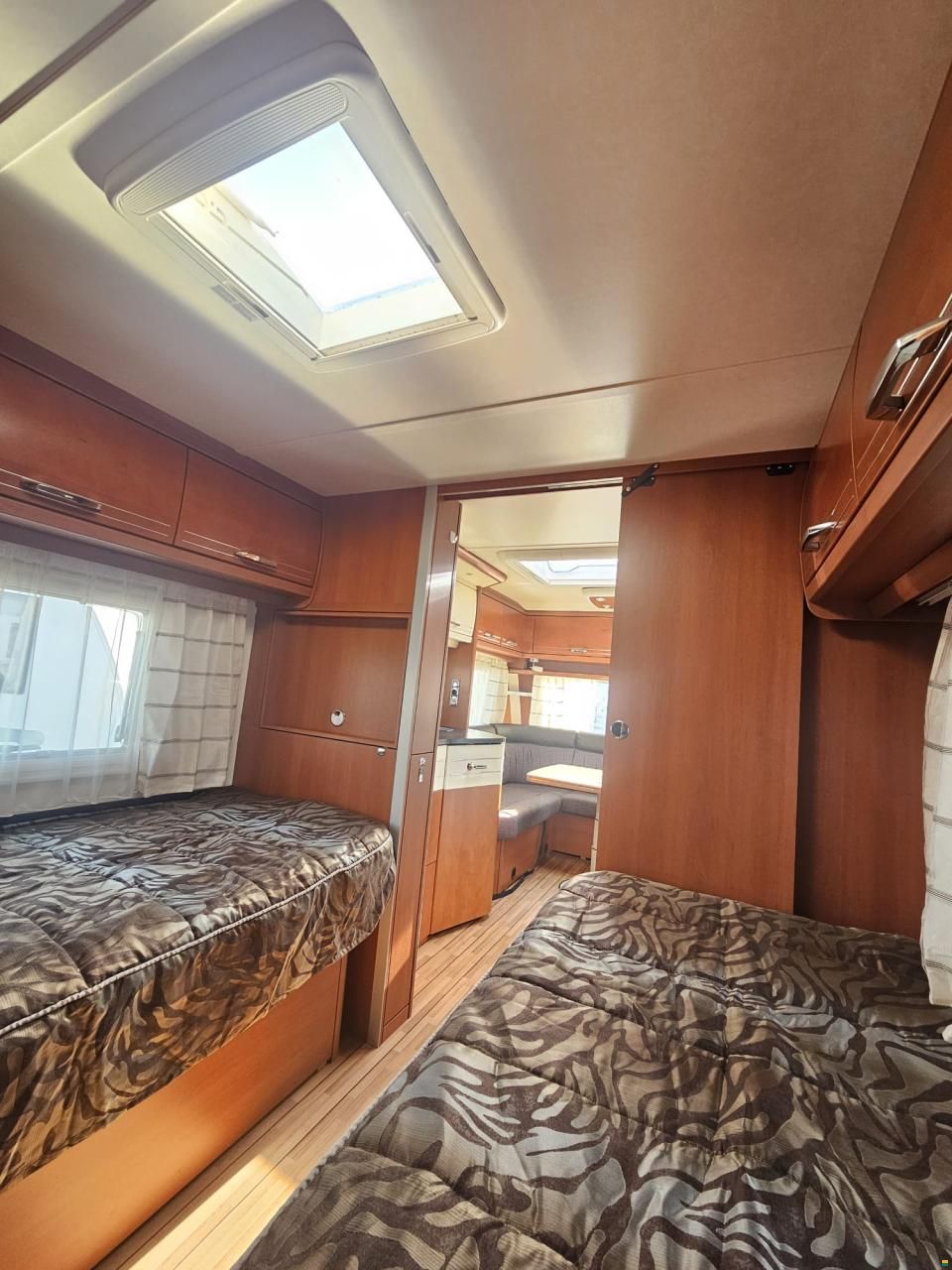 Tabbert Puccini 560 UEB mit Einzelbett, Heckbad!