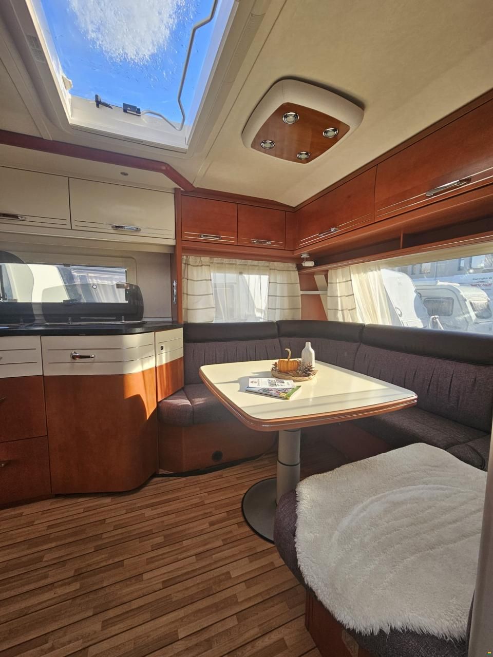 Tabbert Puccini 560 UEB mit Einzelbett, Heckbad!