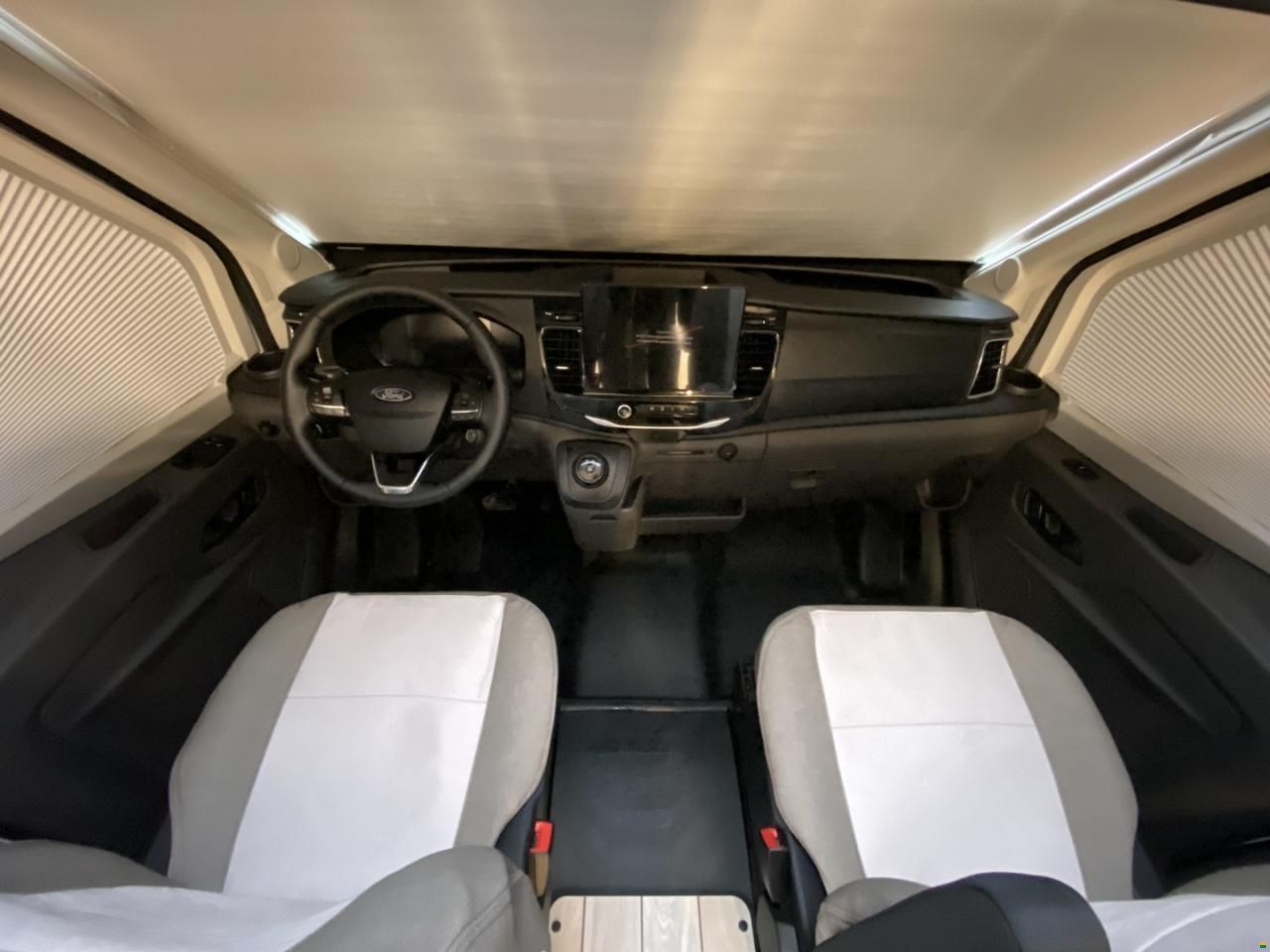 Roller Team Kronos Fit 230 TL, Ford 165PS Automat