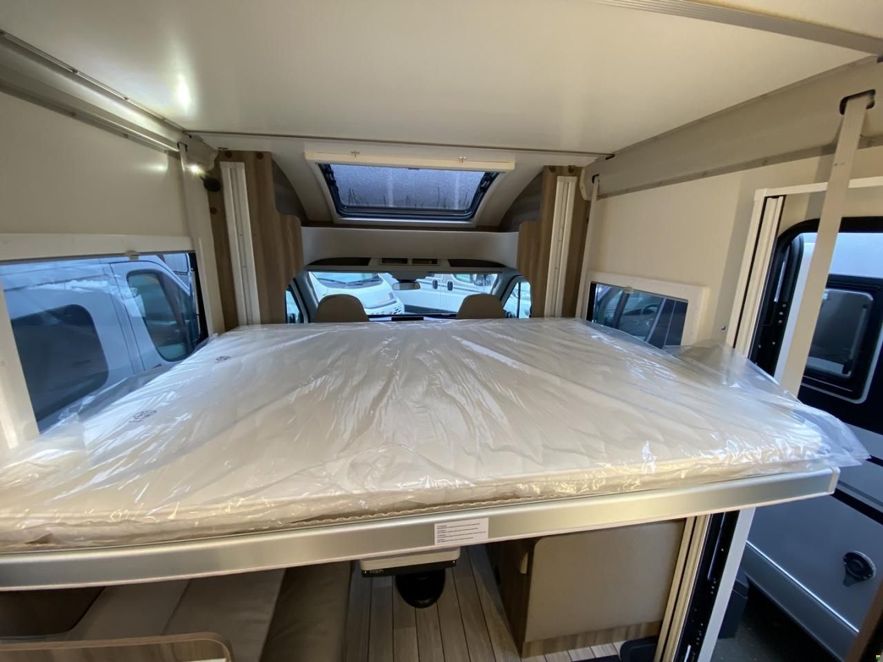 Roller Team Kronos Fit 230 TL, Ford 165PS Automat