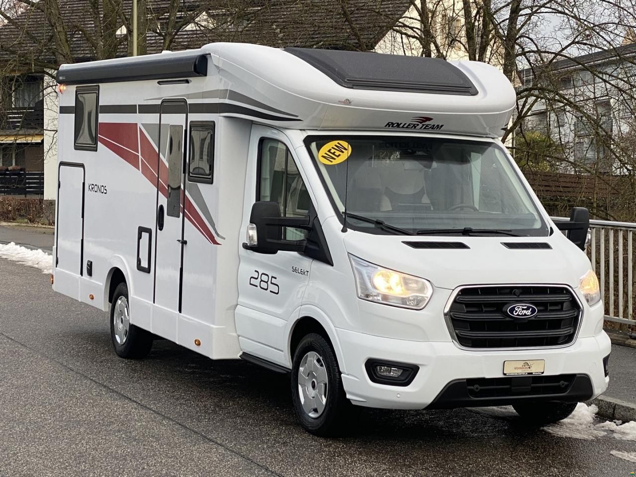 Roller Team Kronos 285 TL, Ford 165PS Automat