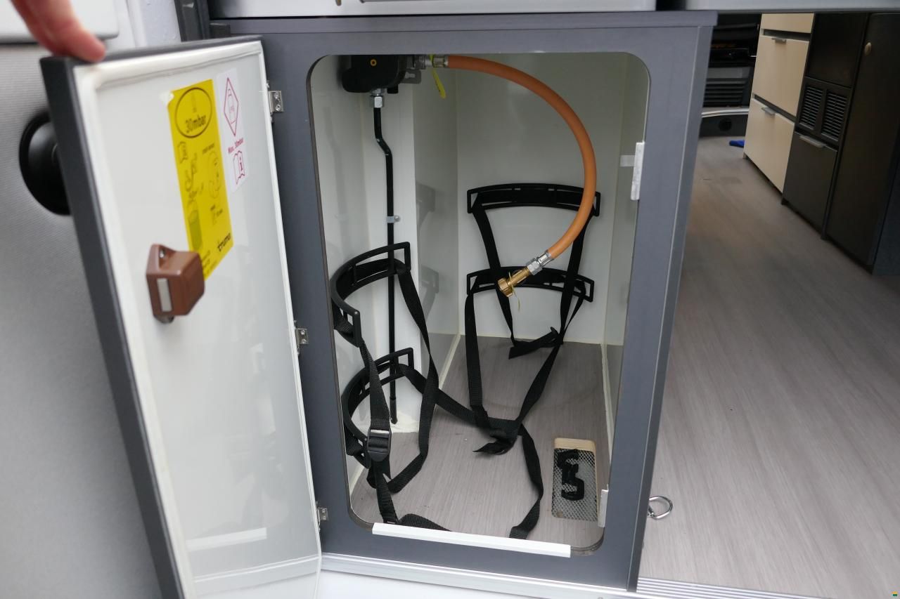 Adria Twin Supreme 600 SPB