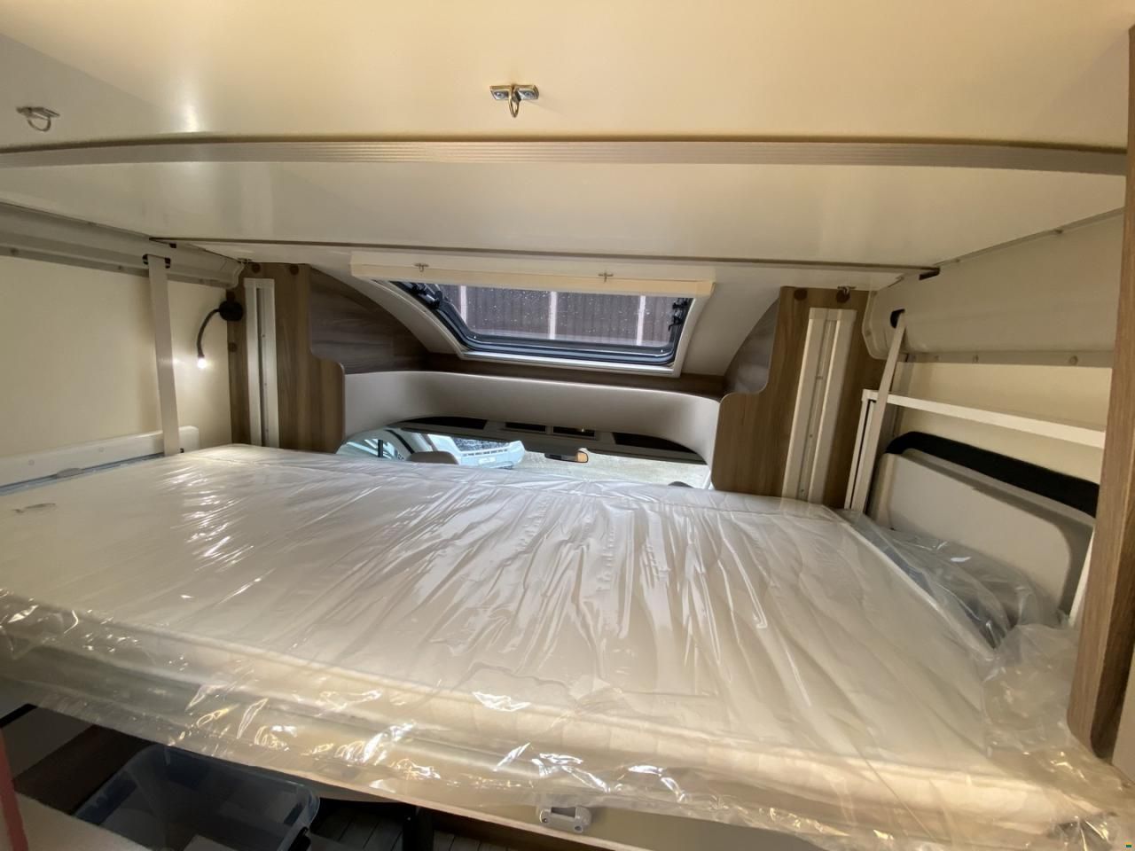 Roller Team Kronos Fit 281 TL, Ford 165PS Automat