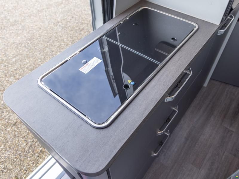 Weinsberg CaraBus Grey 600 MQH Edition [Fire]