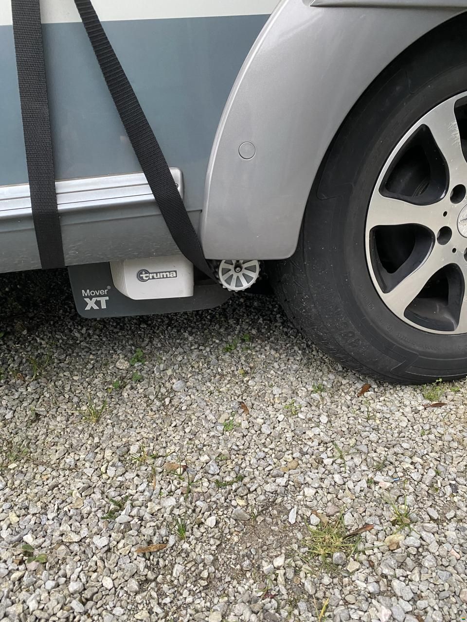 B&uuml;rstner Averso 475TL