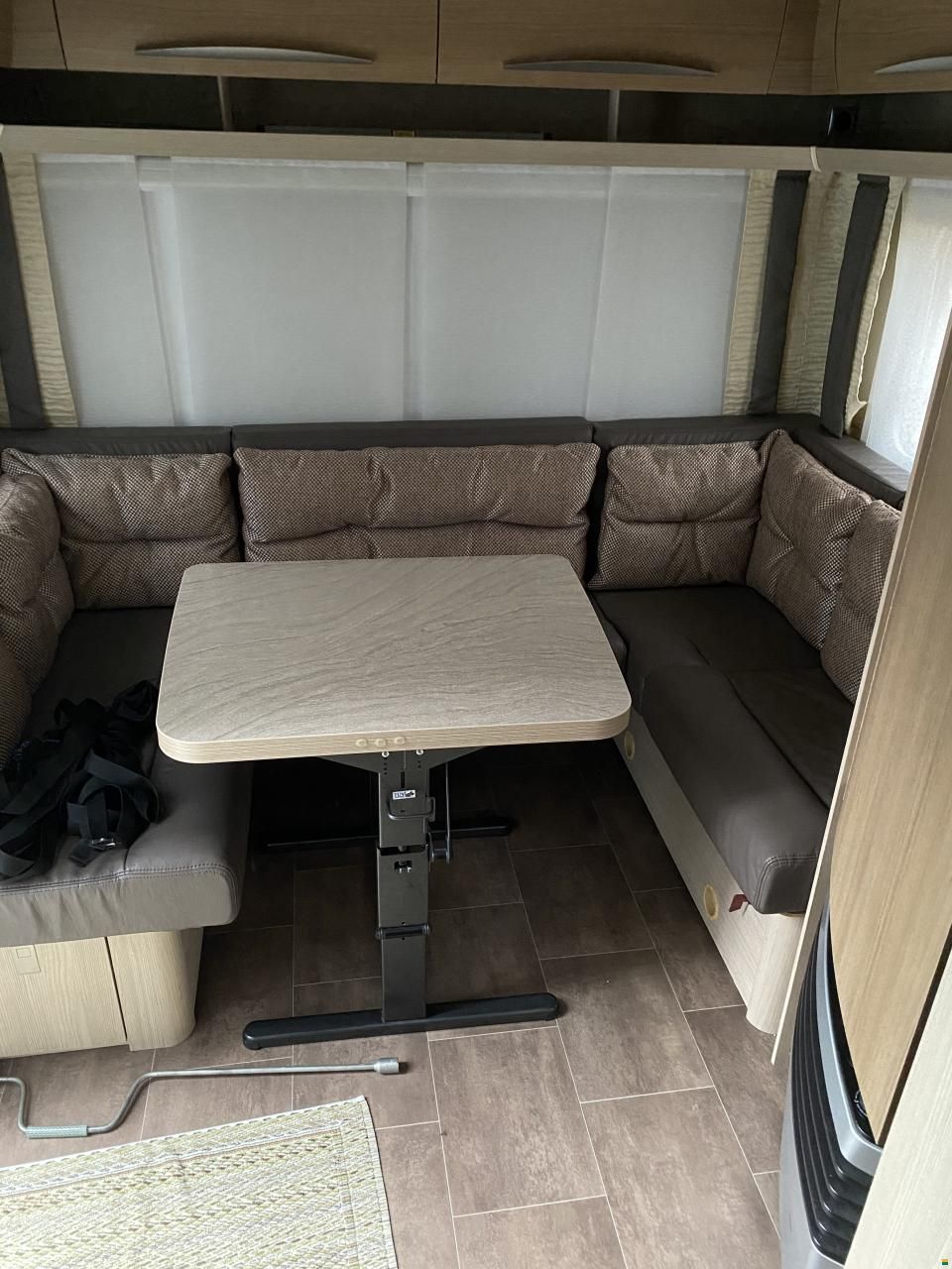 B&uuml;rstner Averso 475TL