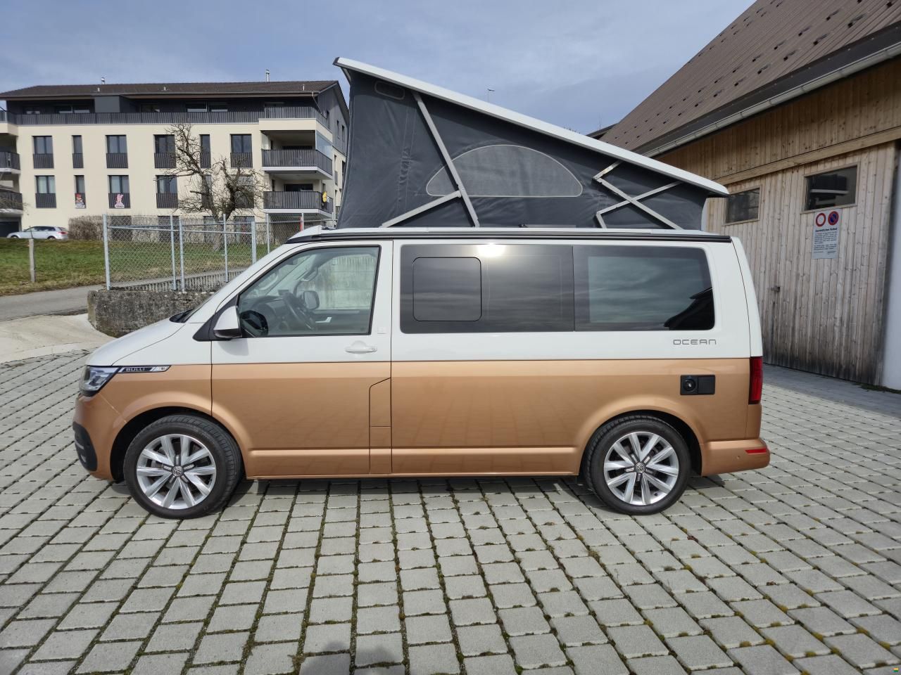 Volkswagen T6.1 California Ocean 4M