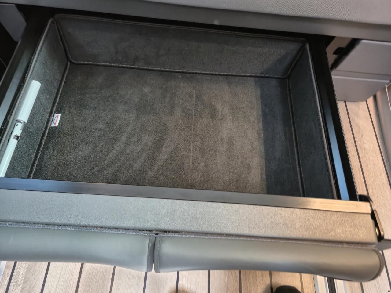 Volkswagen T6.1 California Ocean 4M