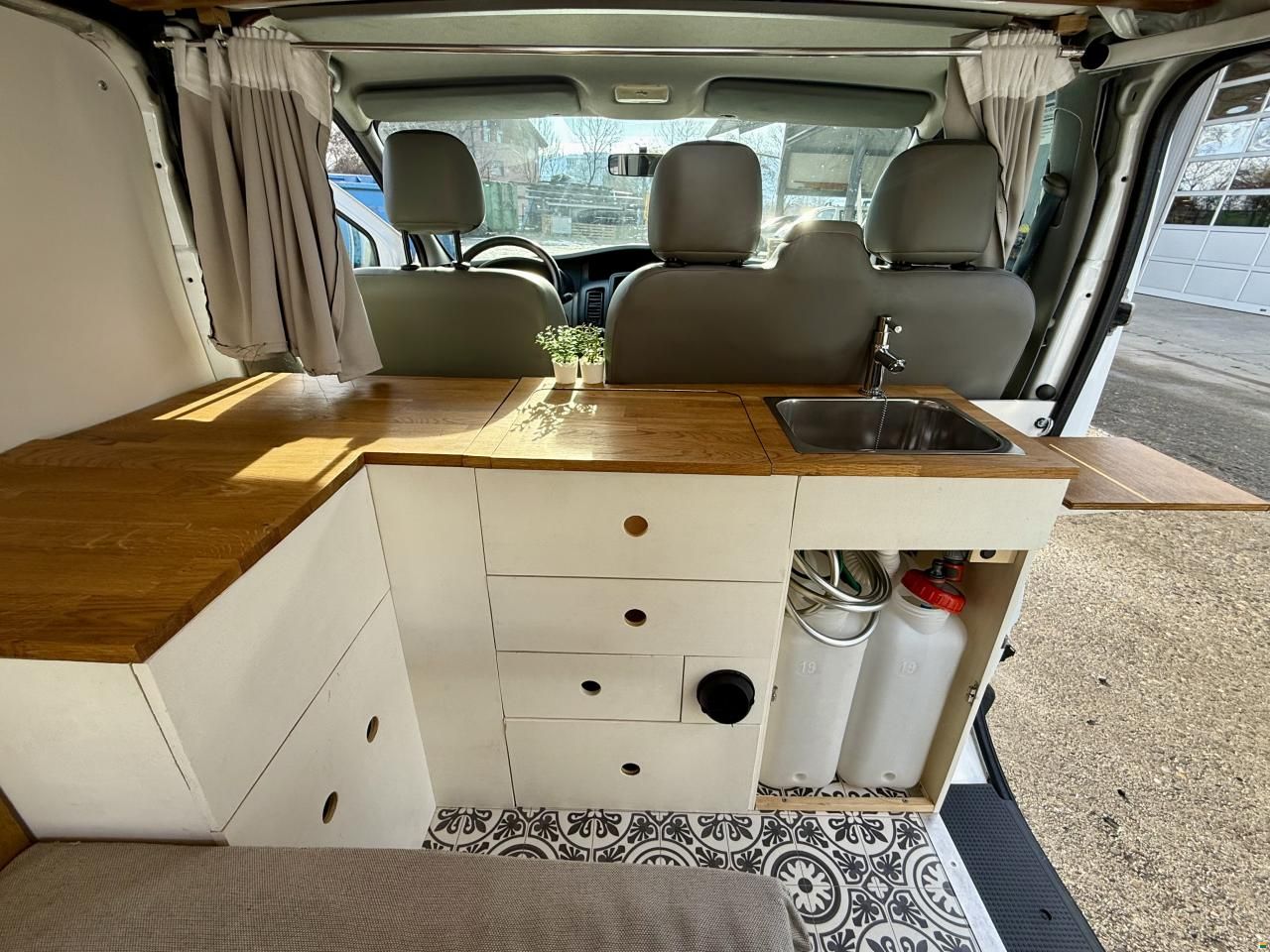 Opel Vivaro Camper