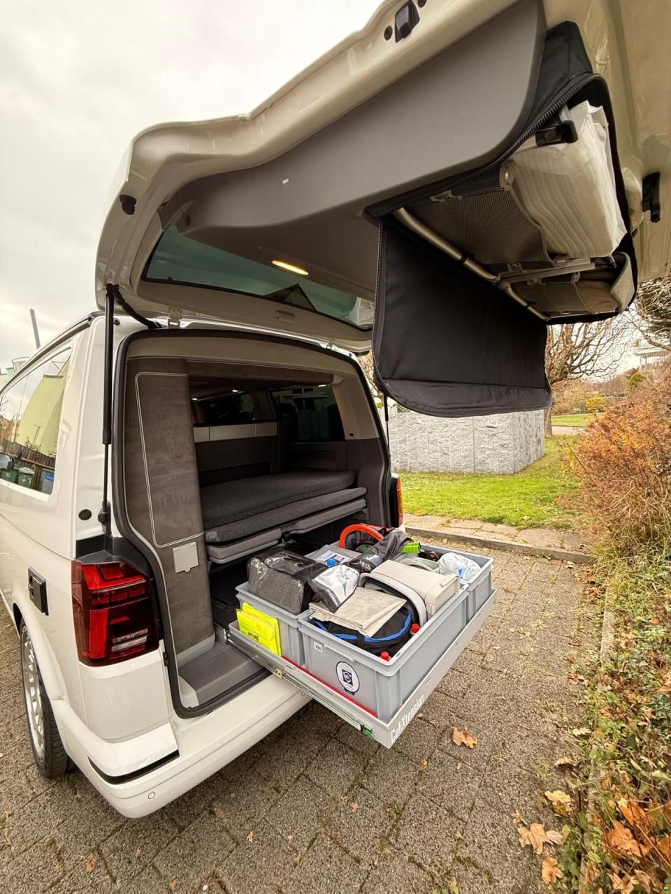 Volkswagen T 6.1 California Ocean Edition