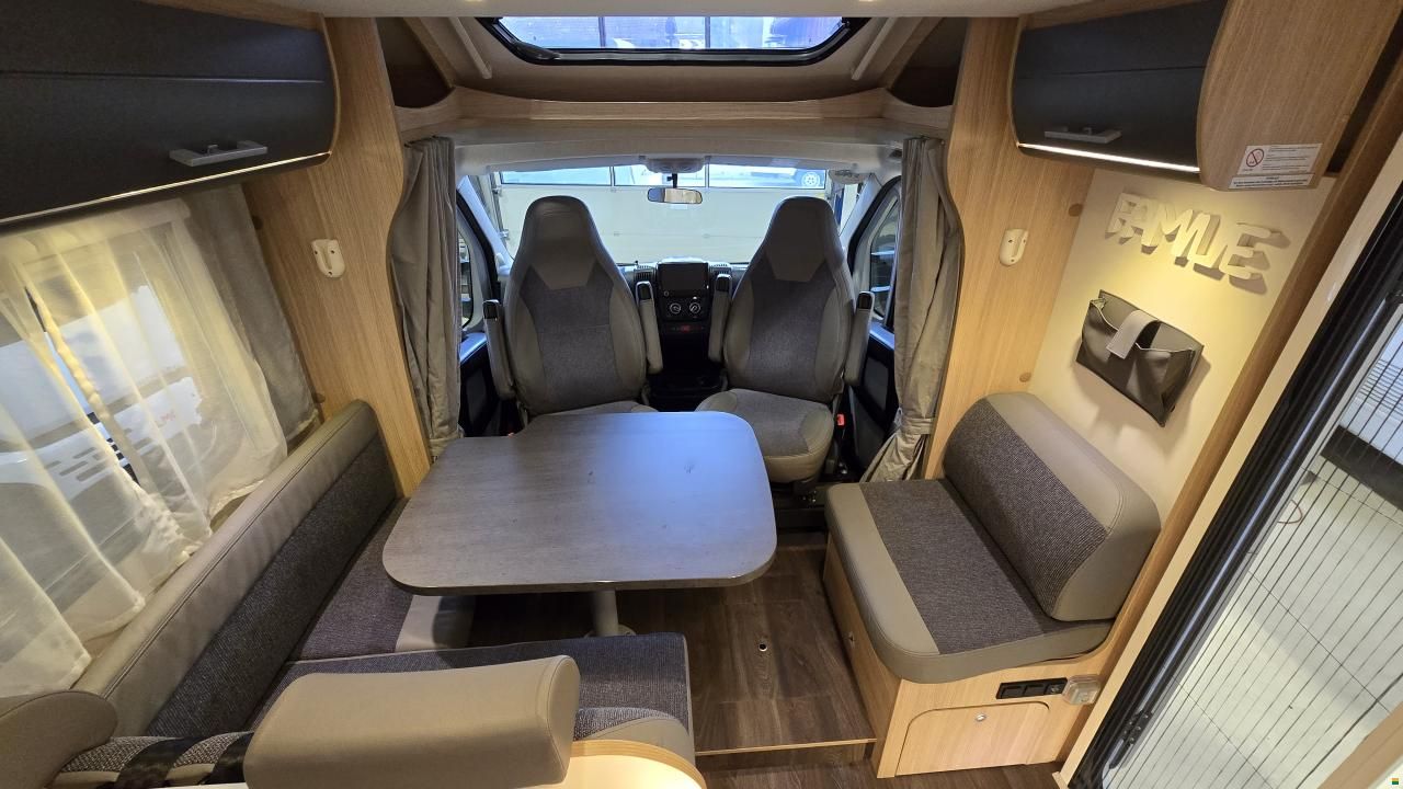 Sunlight T68 / Hymer-Gruppe