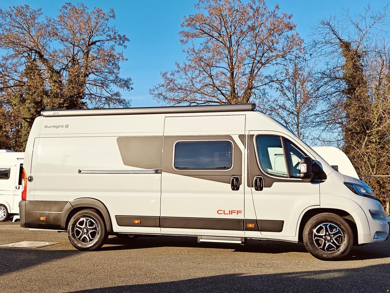 Sunlight Adventure Edition Cliff 640 Automat