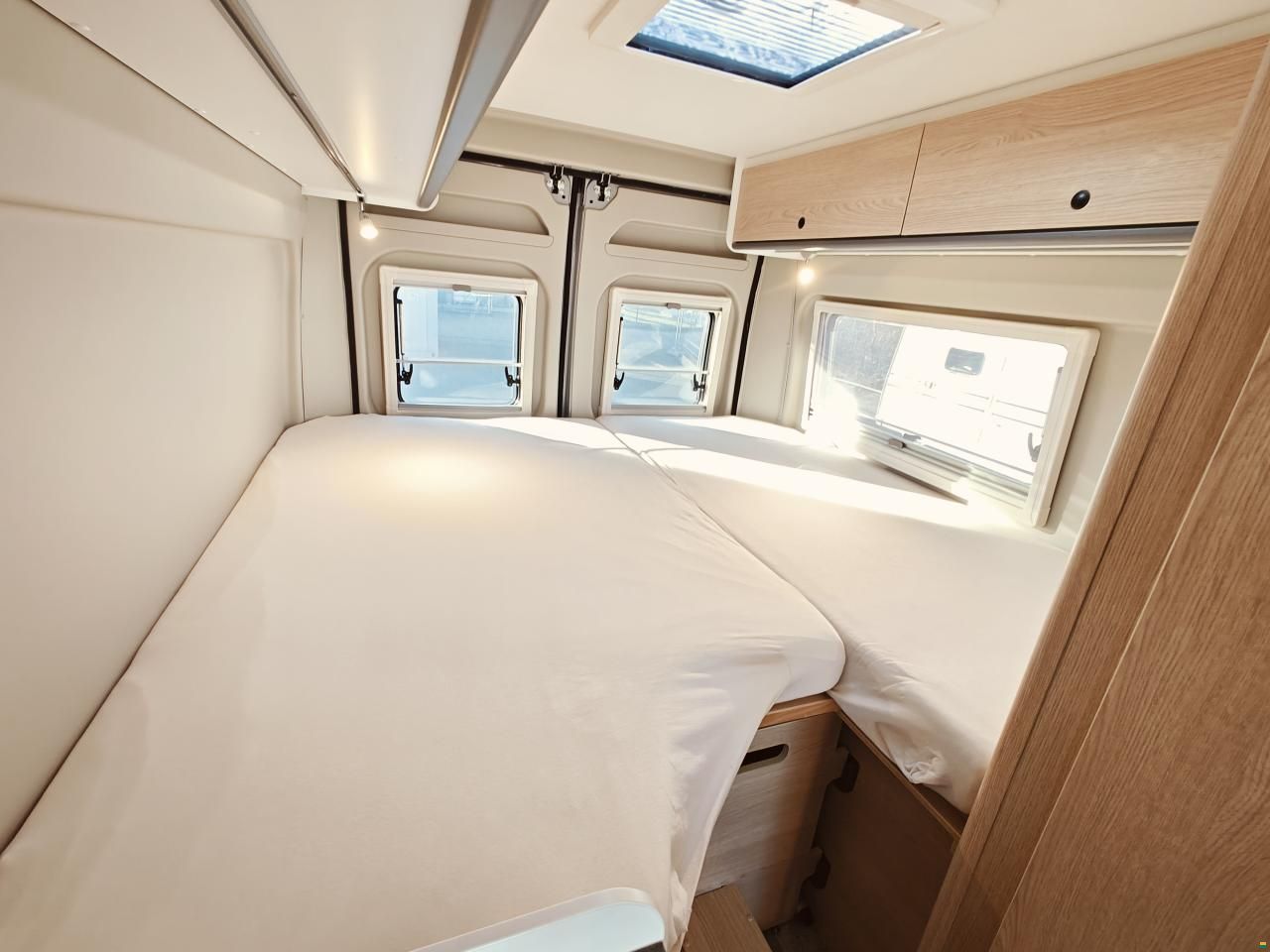 Sunlight Adventure Edition Cliff 640 Automat