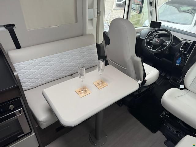 Adria Sonic 700 DL