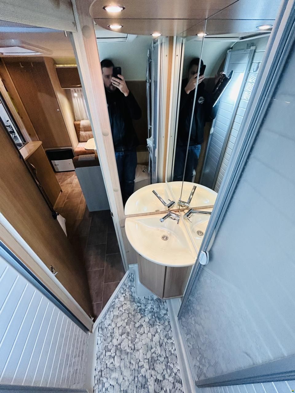 B&uuml;rstner Averso 450 TS