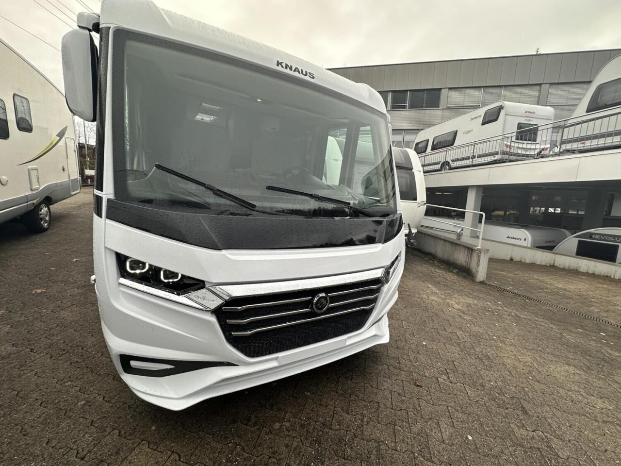 Knaus L!VE I 650 MEG